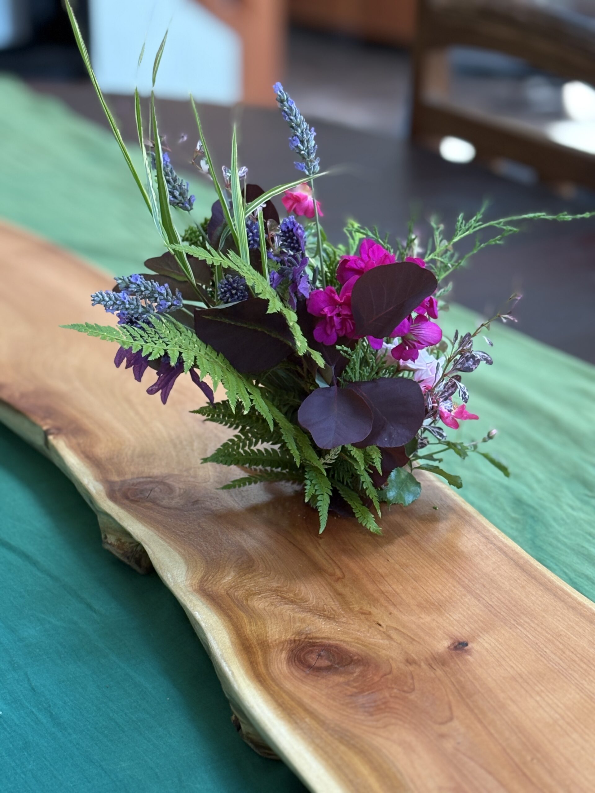 Lg CP Flowers on Green